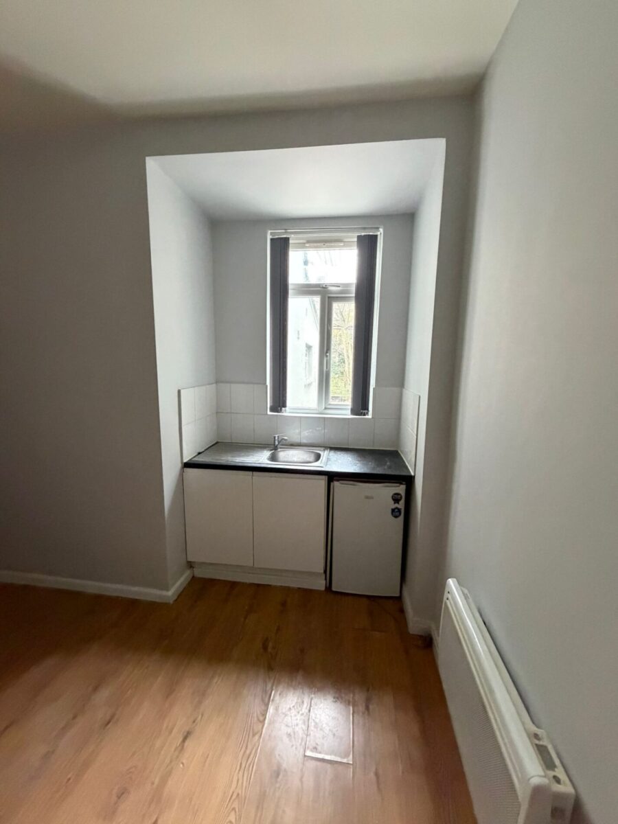 Handsworth Road, London, N17 6DB