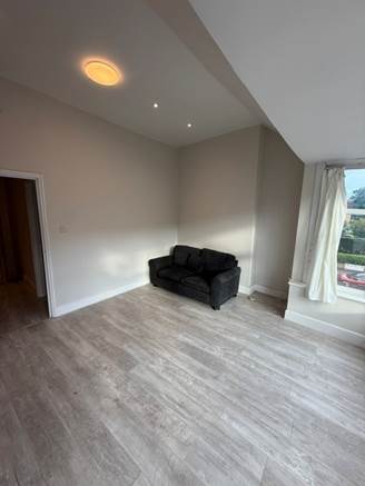 High Road, Woodford Green IG8 9EF