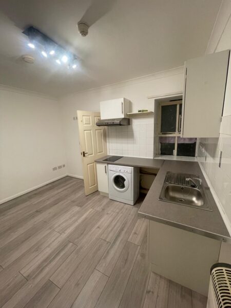 171 London Road, Dunton Green, Sevenoaks, TN13 2TA
