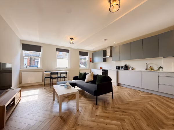 Shooters Hill Rd, London, SE3 8UQ