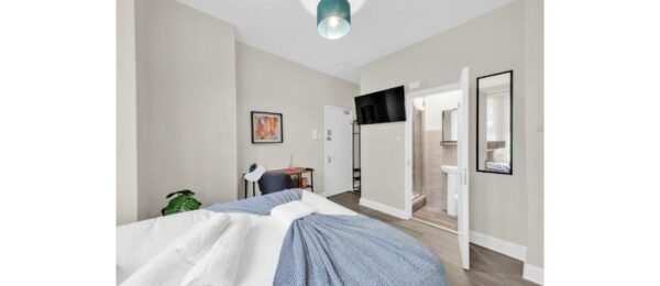 Wightman Road, London, N8 0NA