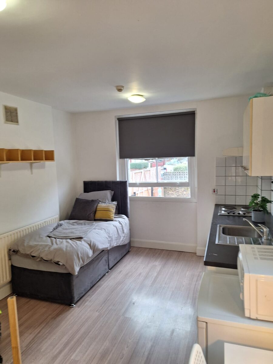 Ferme Park Road, London N8 9SG