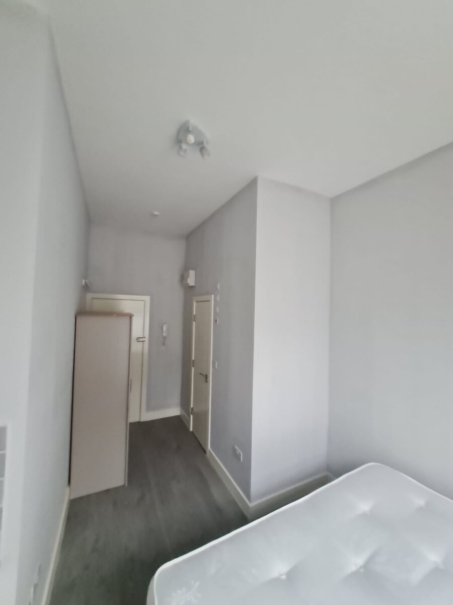 176 Ladbroke Grove, London, W10 5LZ