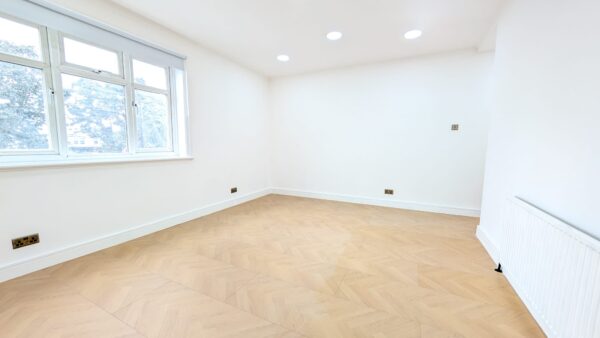 Station Parade, Whitchurch Lane, Edgware HA8 6RW