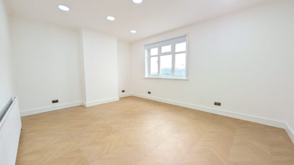 Station Parade, Whitchurch Lane, Edgware HA8 6RW