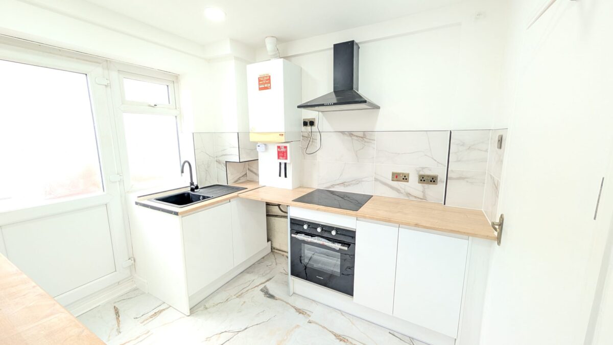 Station Parade, Whitchurch Lane, Edgware HA8 6RW