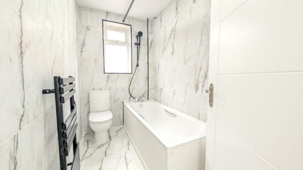Station Parade, Whitchurch Lane, Edgware HA8 6RW