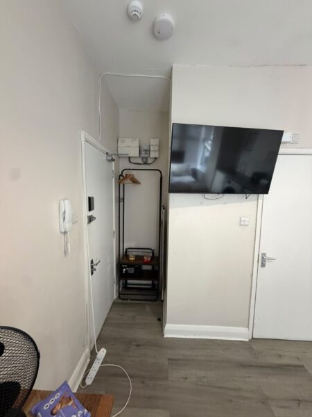 Wightman Road, London, N8 0NA