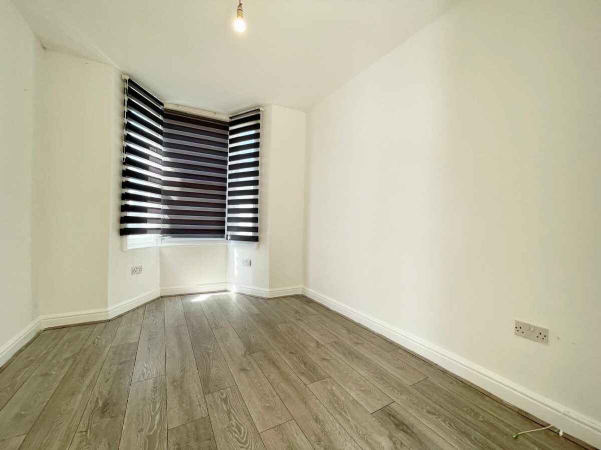 Shelbourne Road, Haringey, N17 9YA