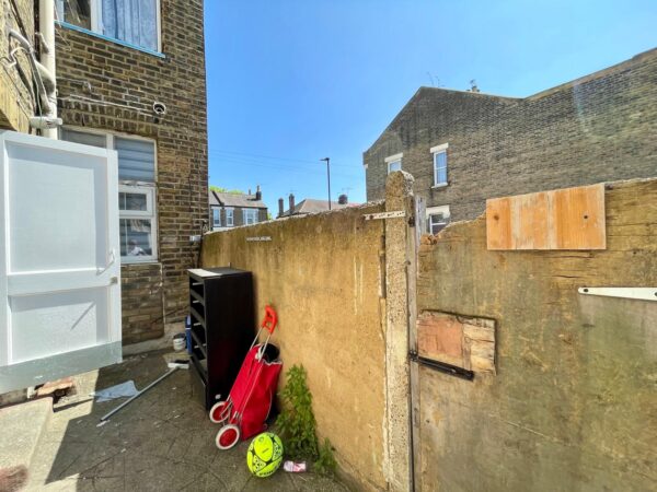 Shelbourne Road, Haringey, N17 9YA