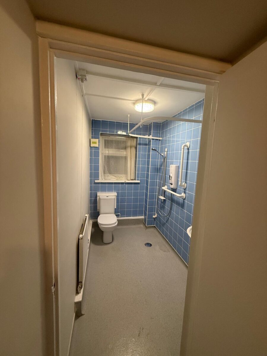Flat 2, 42 Grove Road, Bexleyheath, Kent, DA7 6AX