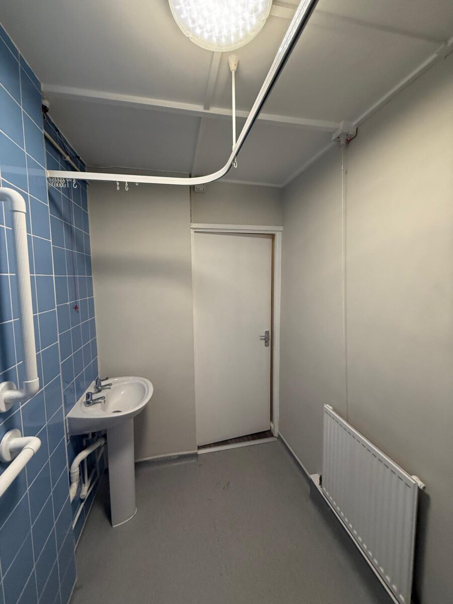 Flat 2, 42 Grove Road, Bexleyheath, Kent, DA7 6AX