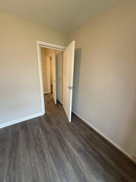 Flat 2, 42 Grove Road, Bexleyheath, Kent, DA7 6AX