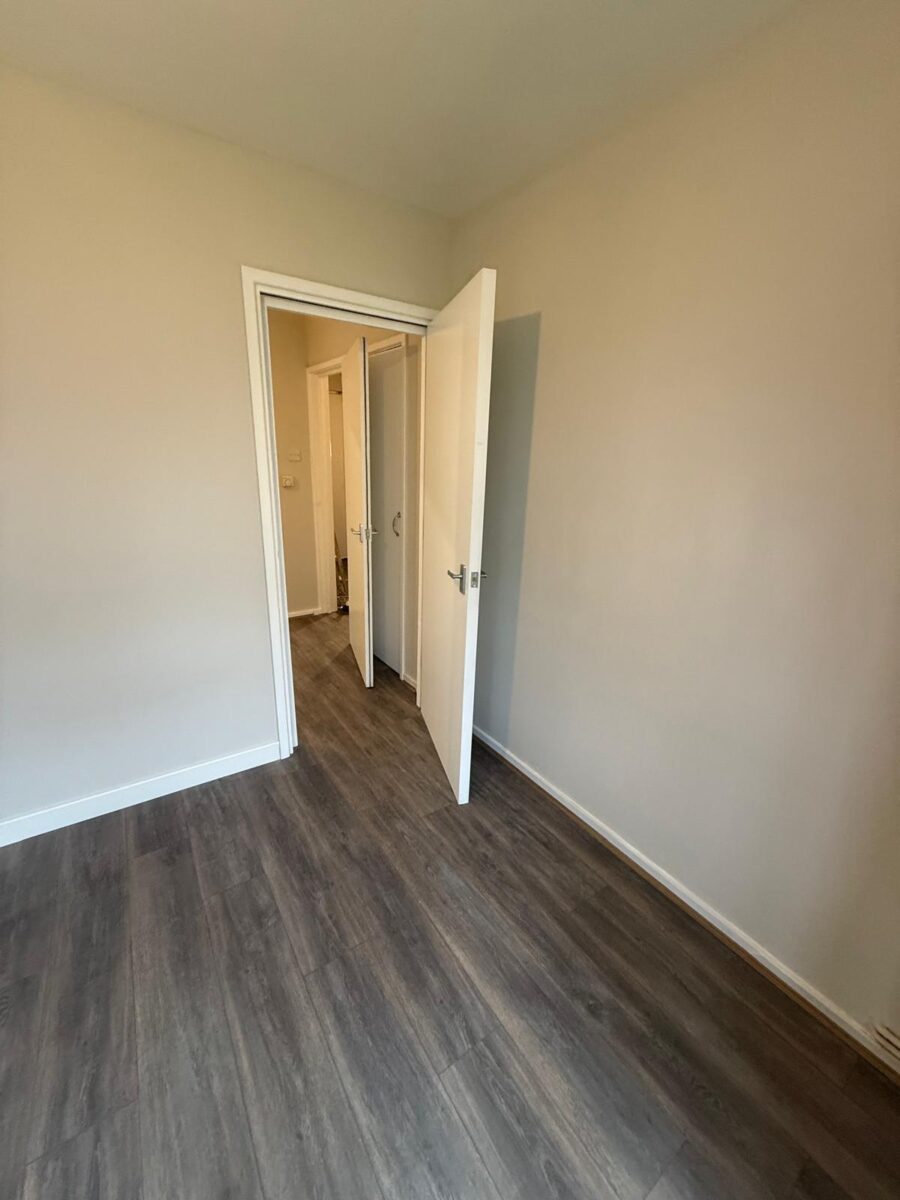Flat 2, 42 Grove Road, Bexleyheath, Kent, DA7 6AX