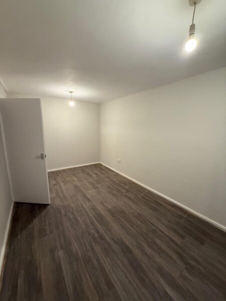 Flat 2, 42 Grove Road, Bexleyheath, Kent, DA7 6AX