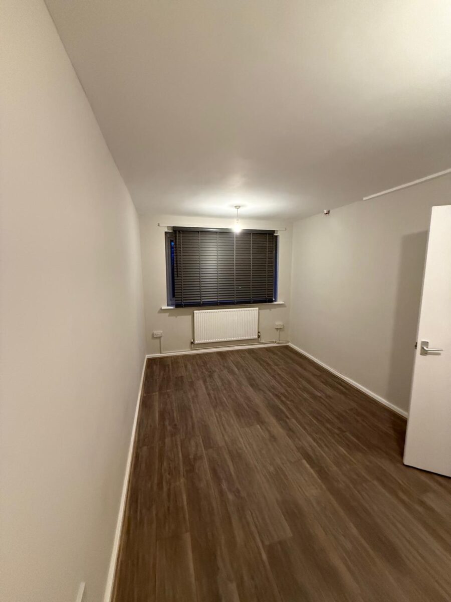 Flat 2, 42 Grove Road, Bexleyheath, Kent, DA7 6AX