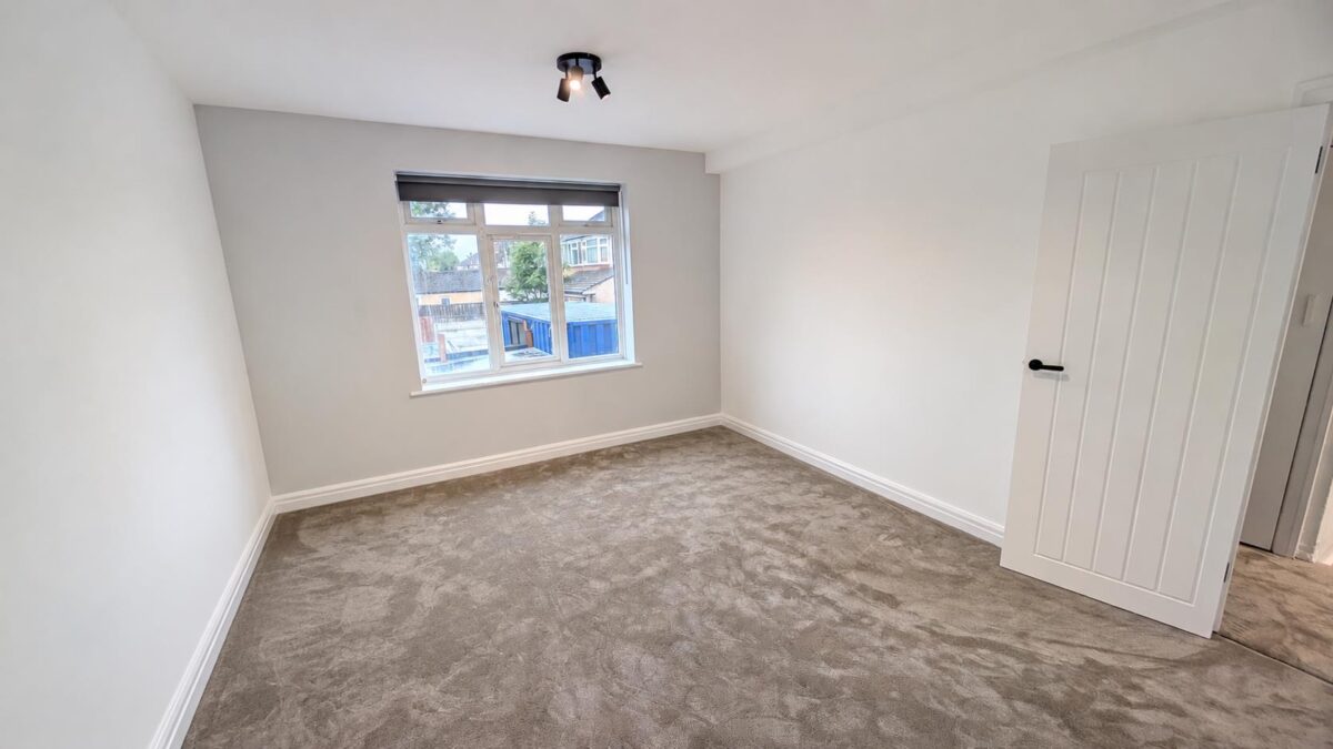 44 Glengall Road, Edgware, HA8 8SX