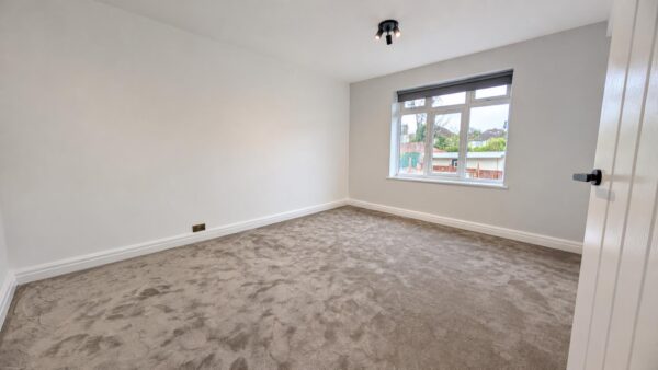 44 Glengall Road, Edgware, HA8 8SX